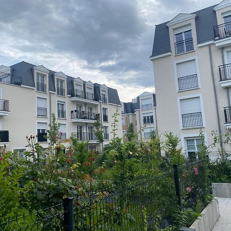 Le Chic De Villiers Sur Marne Apartamento Exterior foto
