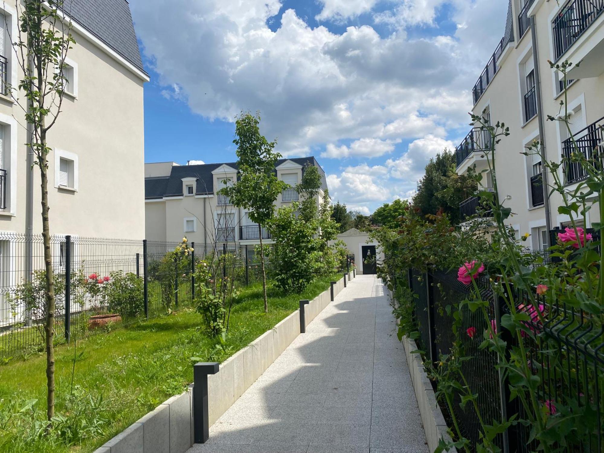 Le Chic De Villiers Sur Marne Apartamento Exterior foto